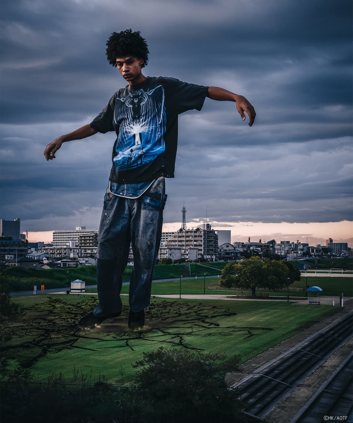 [새상품/L] 세인트미카엘 X 진격의 거인 반팔 티셔츠 블랙 상품이미지4