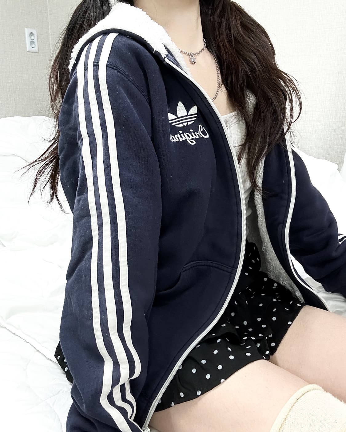 아디다스 양털안감 네이비 삼선 후드집업 상품이미지2