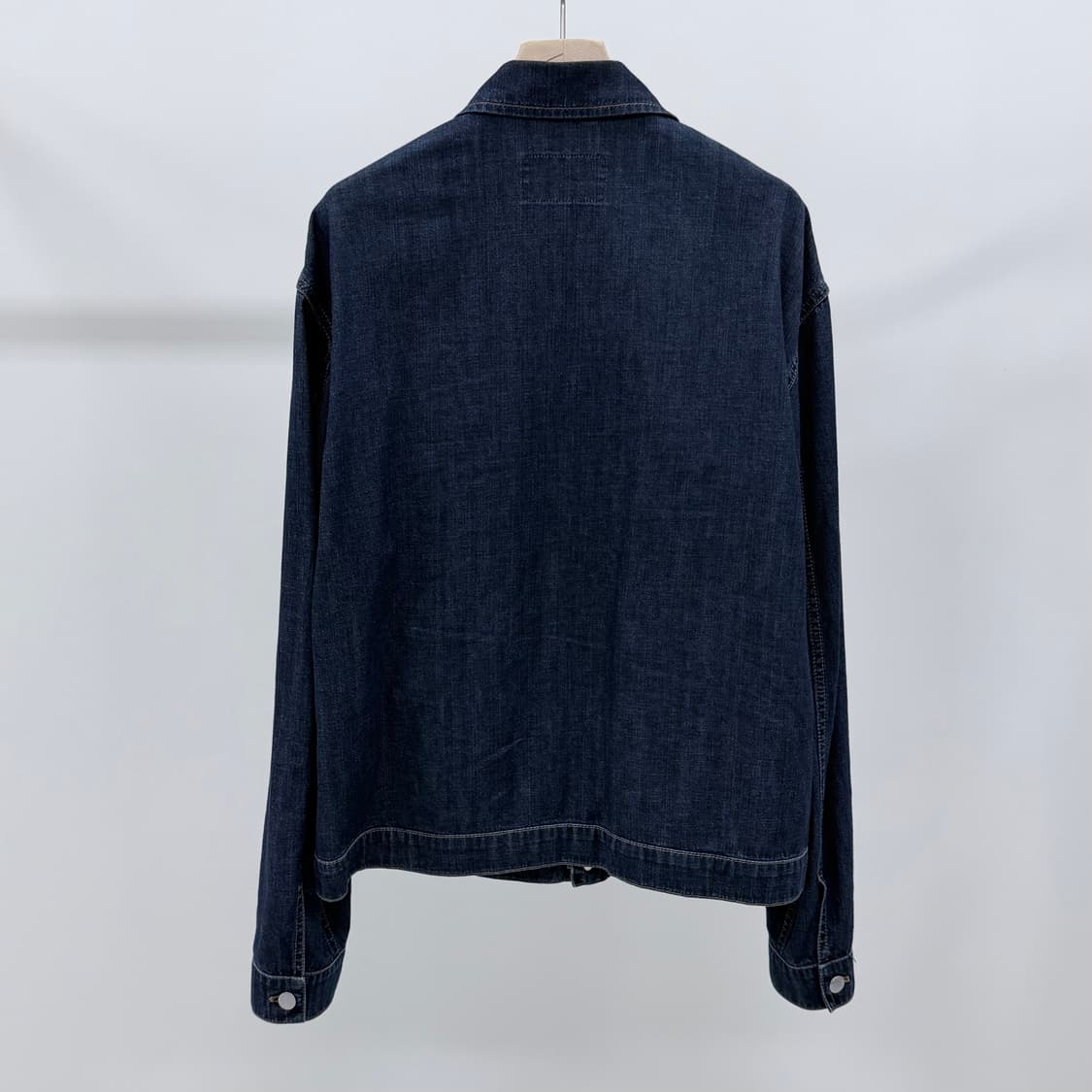 [S+급/XL] 프라다 삼각로고 라이트 데님 블루종 청자켓 상품이미지5