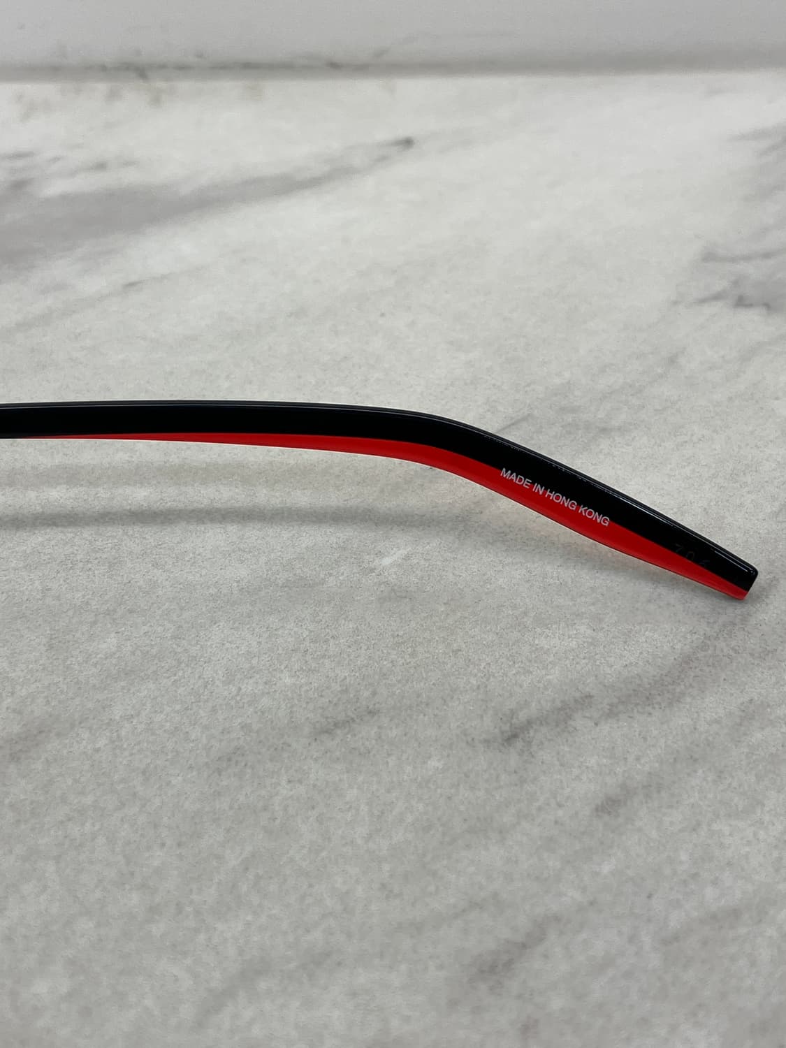 캘빈클라인 CK 씬 레드블랙 소프트 스퀘어 뿔테 안경 상품이미지6