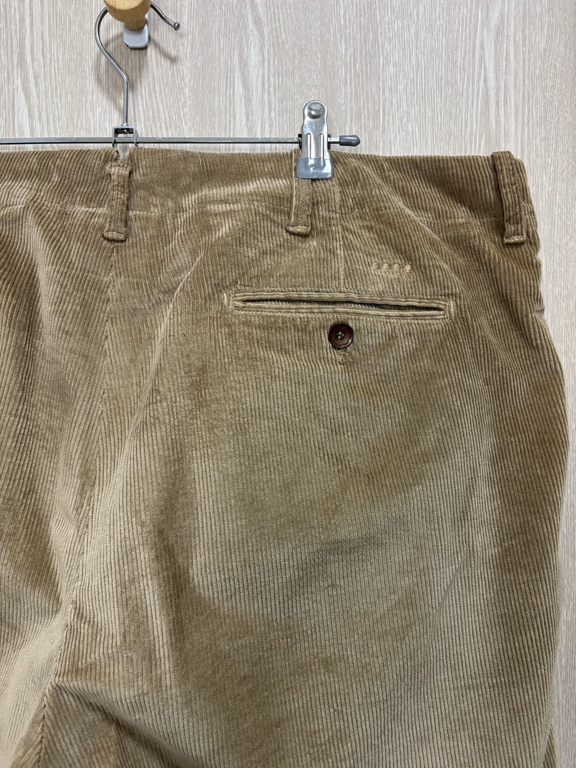 24FW)YCHAI 이카이 테이퍼드핏 코듀로이 팬츠36"/베이지 상품이미지1