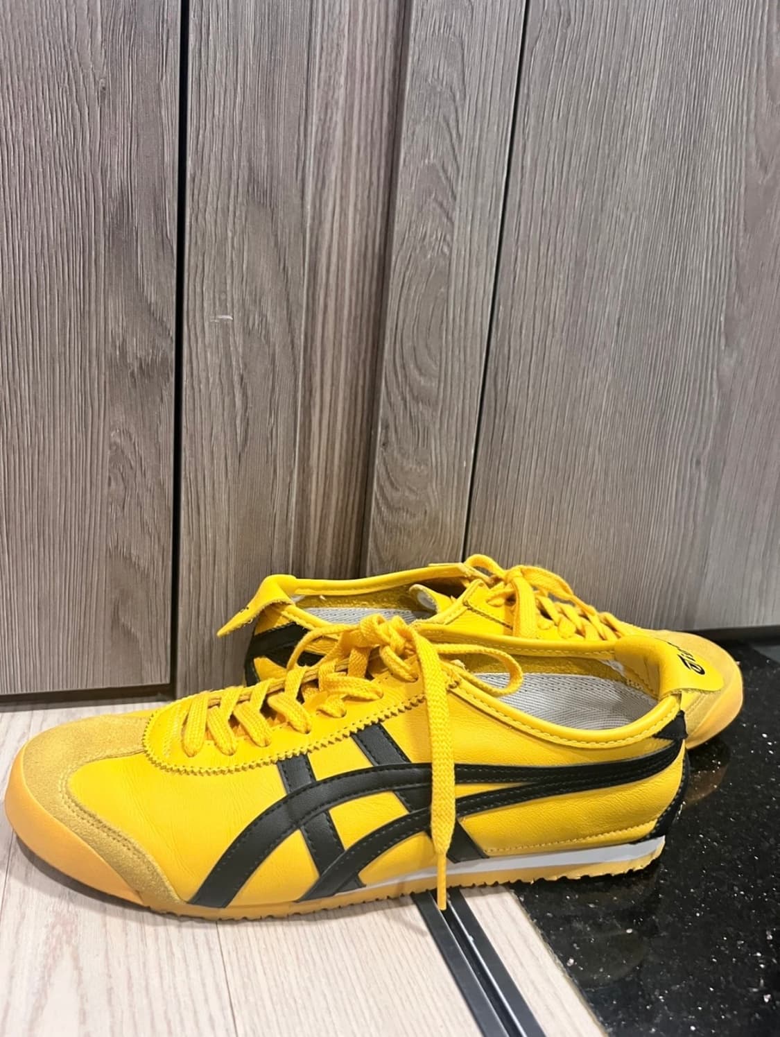 오니츠카타이거 멕시코 66 옐로우 상품이미지2