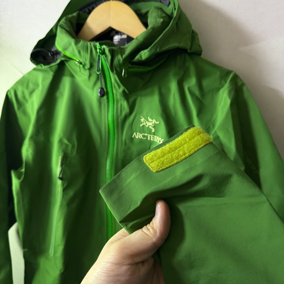 아크테릭스 베타LT 고어텍스 프로쉘 S (66-77) 캐나다 생산 상품이미지5