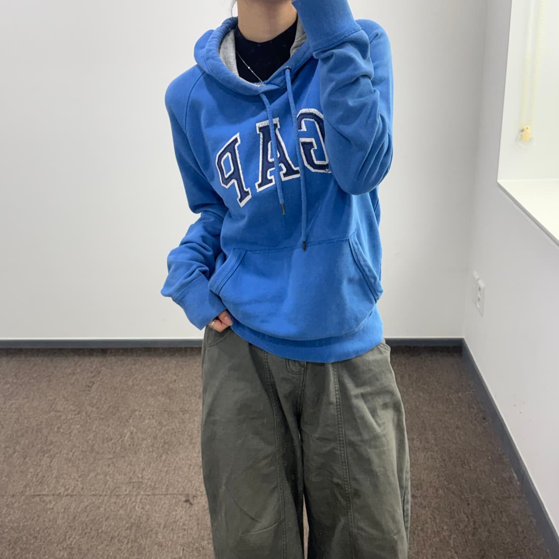 Gap 갭 네이비 로고 블루 후드티  상품이미지2