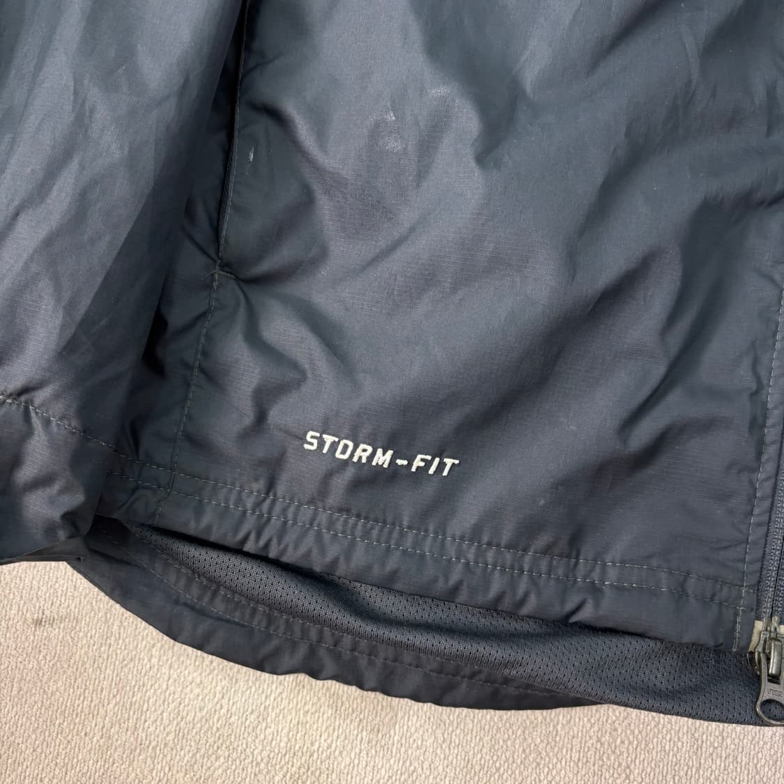 100 나이키 바르셀로나 바람막이 상품이미지3