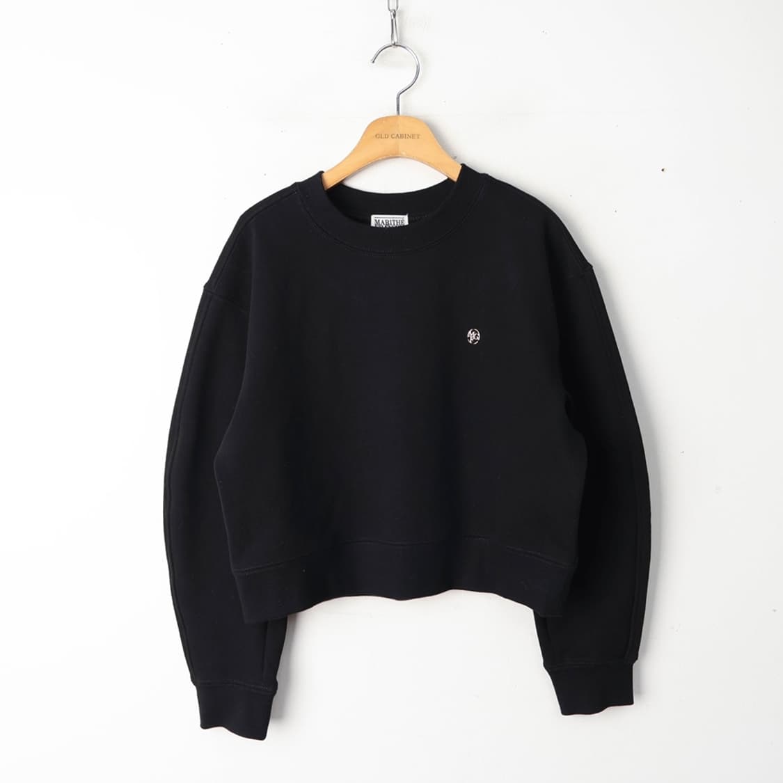55/마리떼프랑소와저버 써클로고 크롭 스웻셔츠 상품이미지1