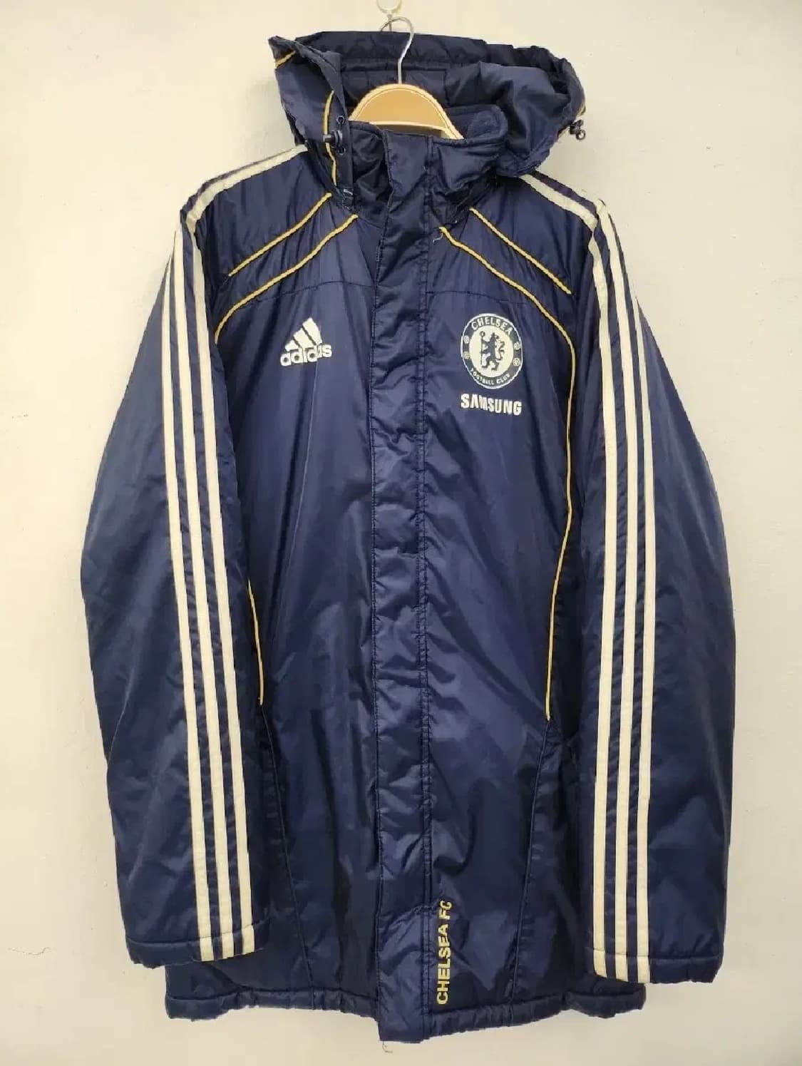 첼시 아디다스 패딩 상품이미지1