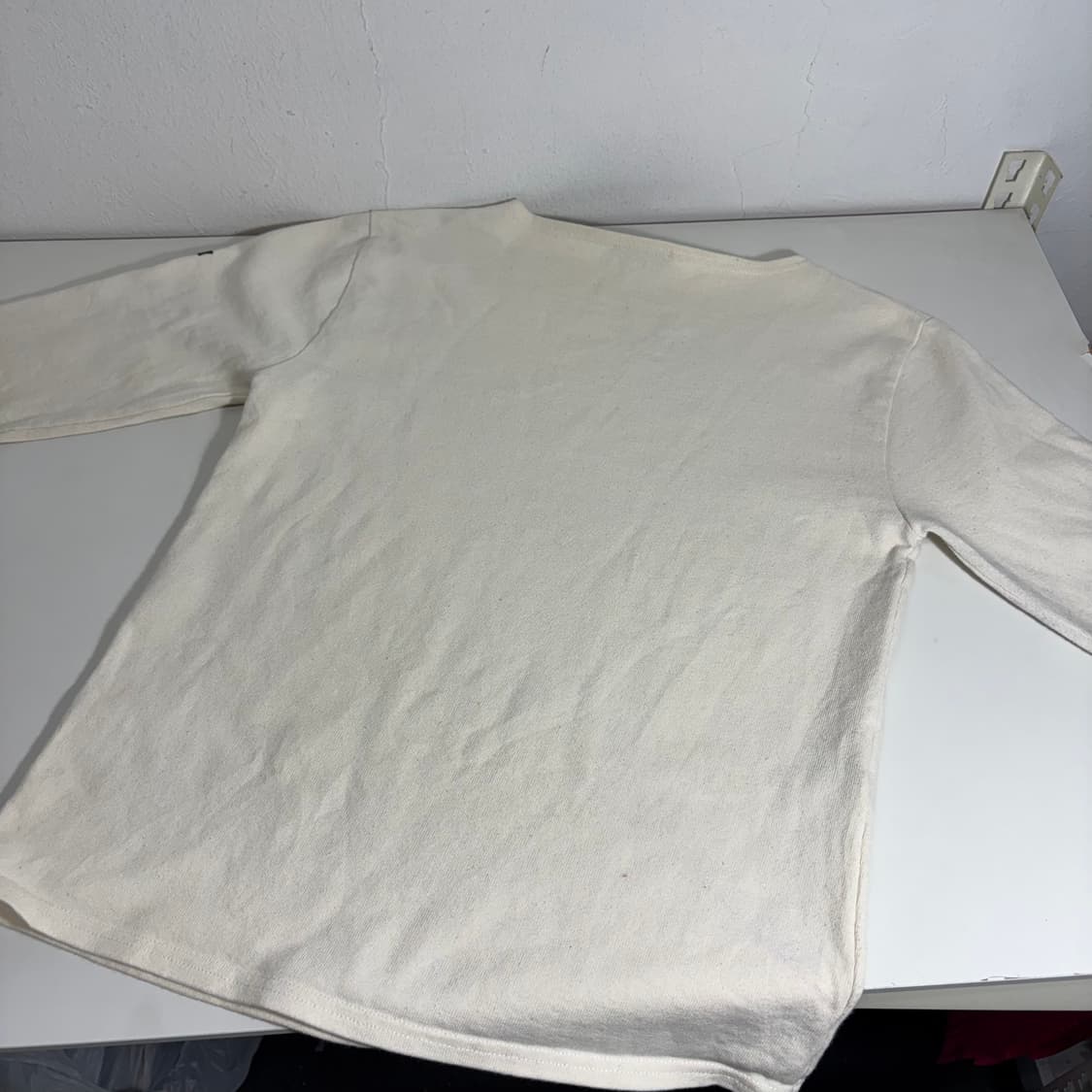 우먼M 세인트제임스 라이트아이보리 기본로고 코튼 슬리브긴팔티 상품이미지3