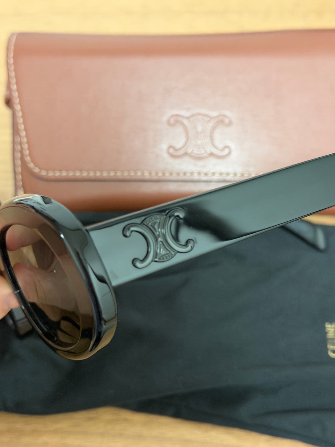 (로고 블랙) 셀린느 트리옹프 01 선글라스 아세테이트 블랙 상품이미지3