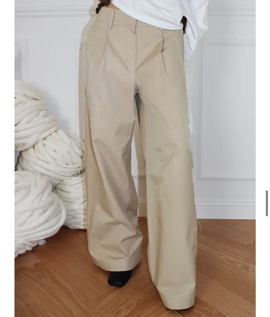 민더리 베이지 와이드 핀턱 팬츠 상품이미지4