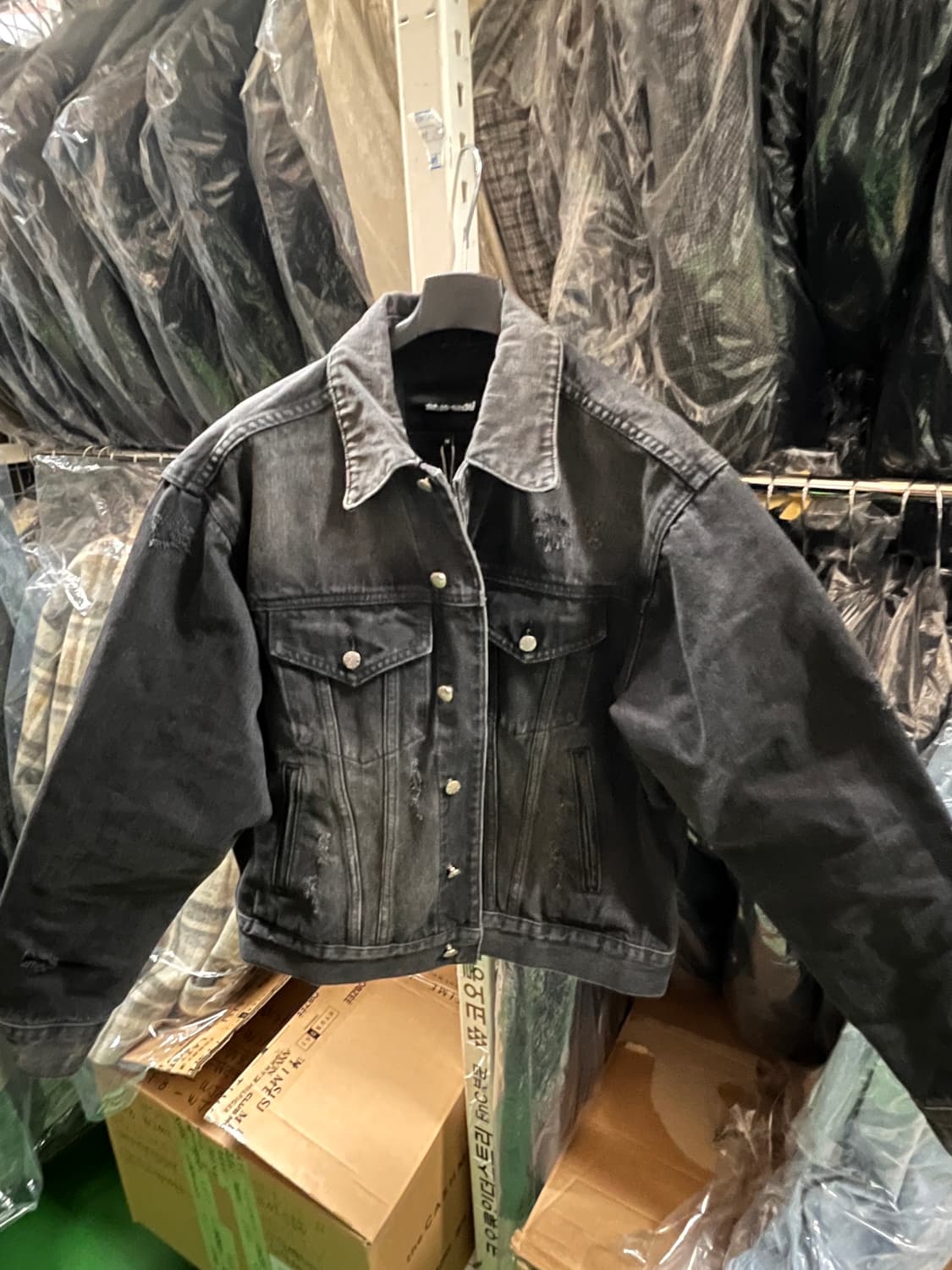 fucking awesome distressed jacket퍼킹어썸 자켓 상품이미지1