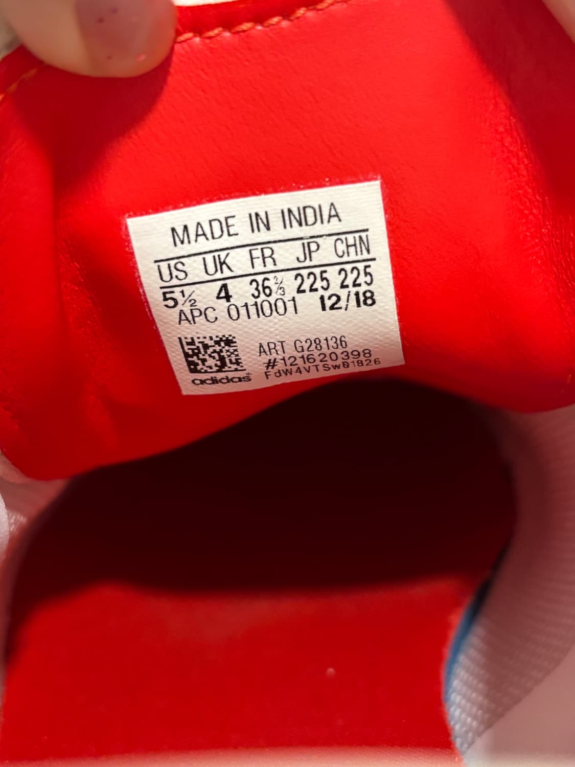 아디다스 스탠스미스 발렌타인 리미티드 225 상품이미지5