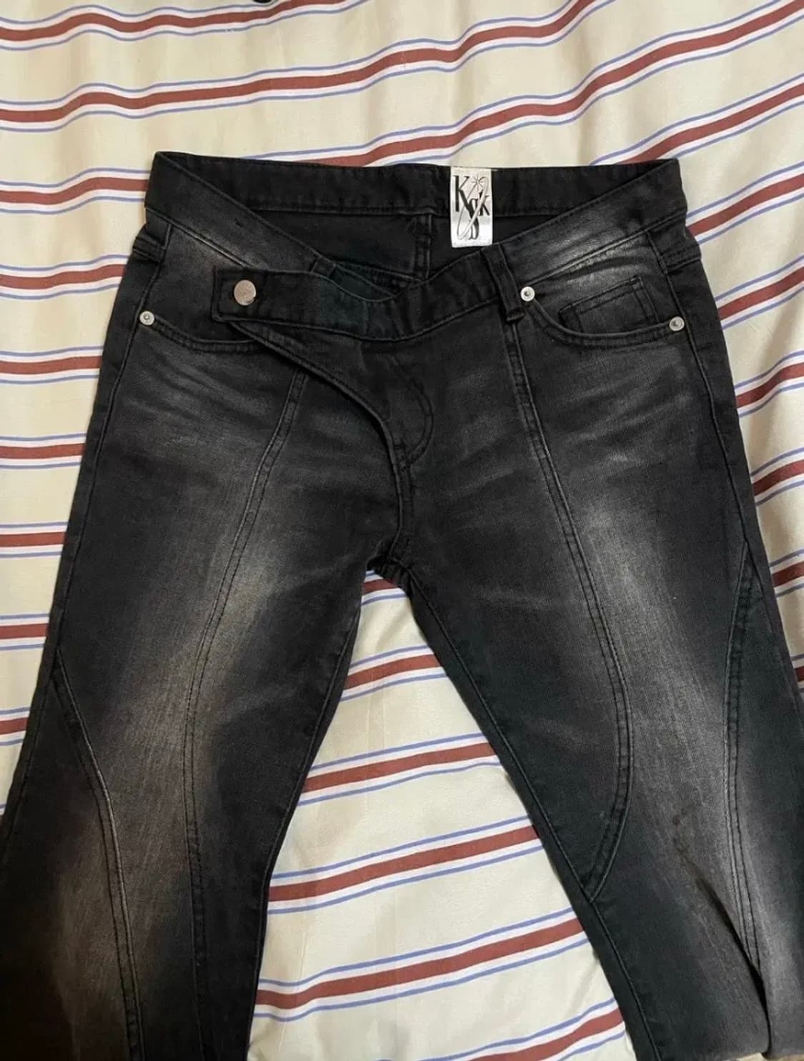 카시코 로우라이즈 부츠컷 흑청 데님 사이즈2 상품이미지2