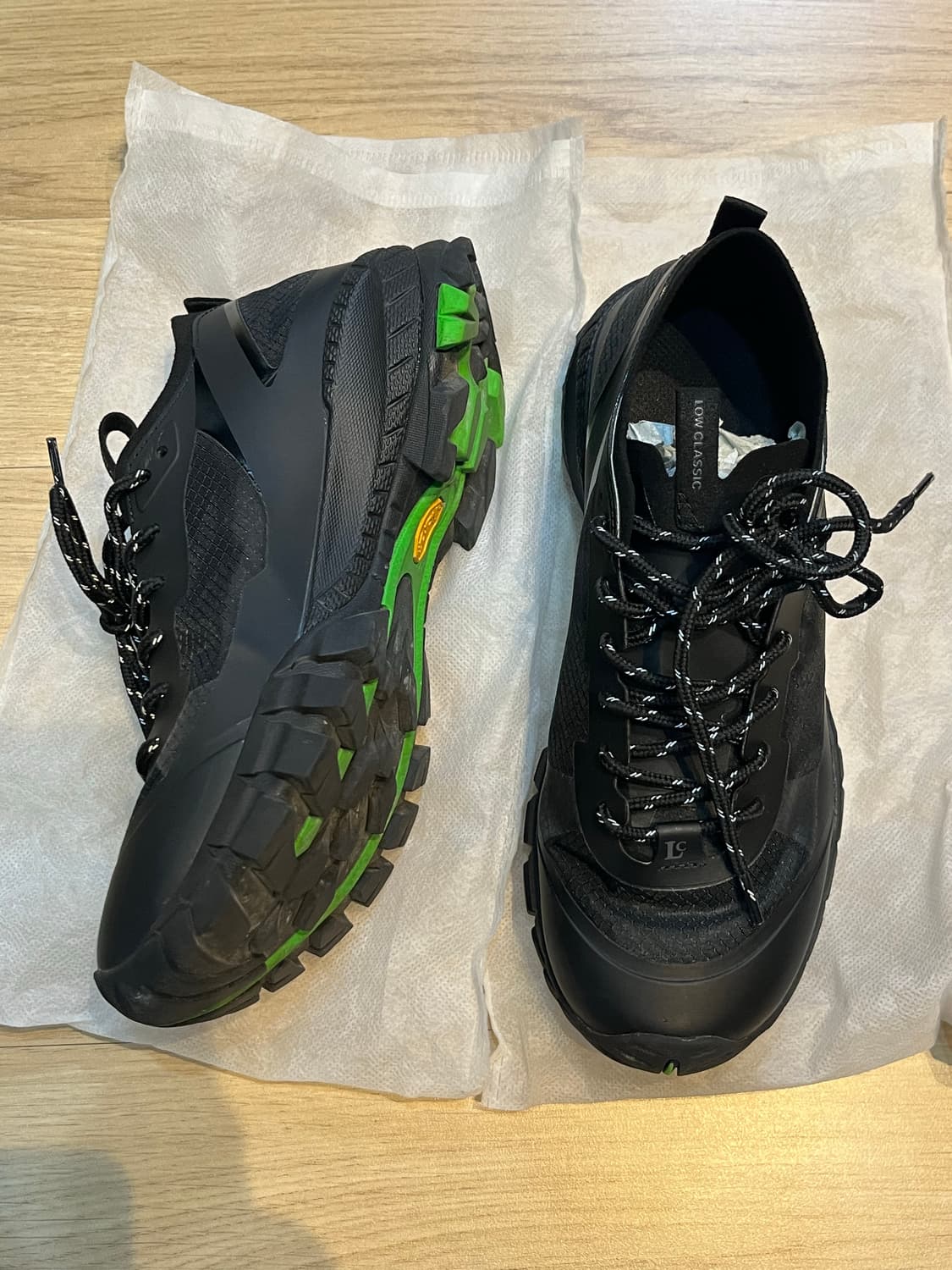 로우클래식 Vibram 스니커즈 상품이미지1