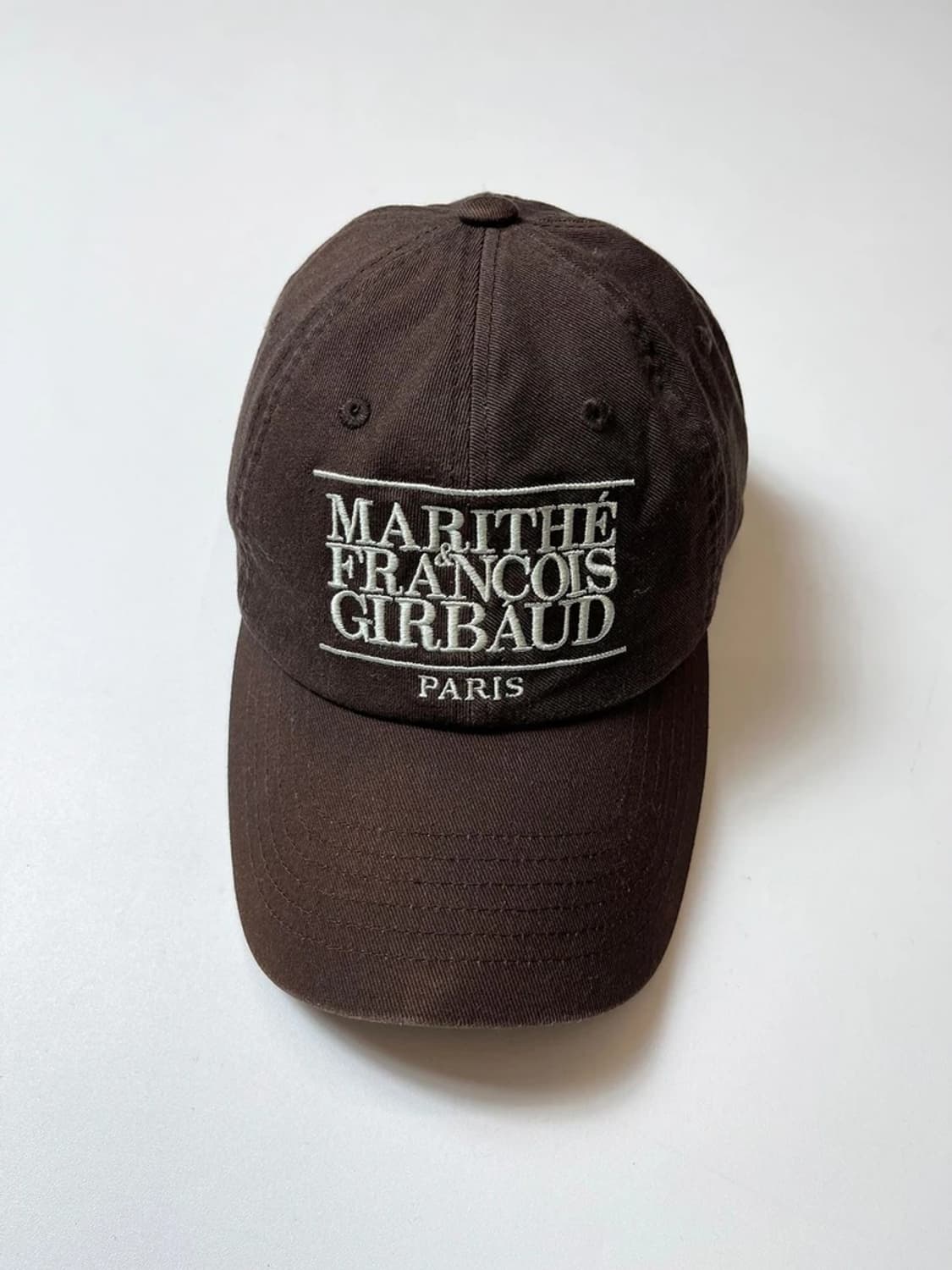 마리떼프랑소와저버 브라운 로고 시그니처 볼캡 Q1367 상품이미지3