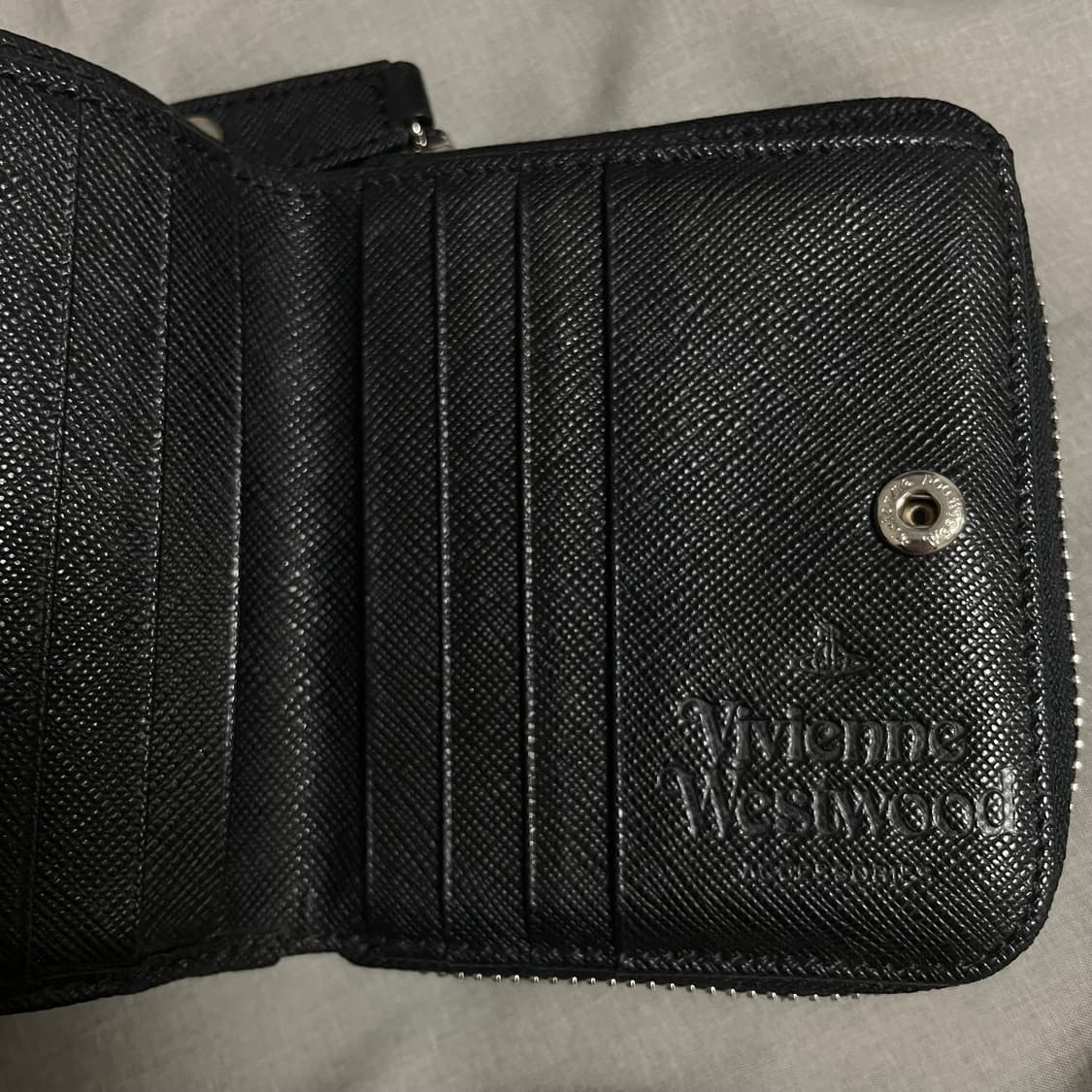 비비안웨스트우드 반지갑 상품이미지4