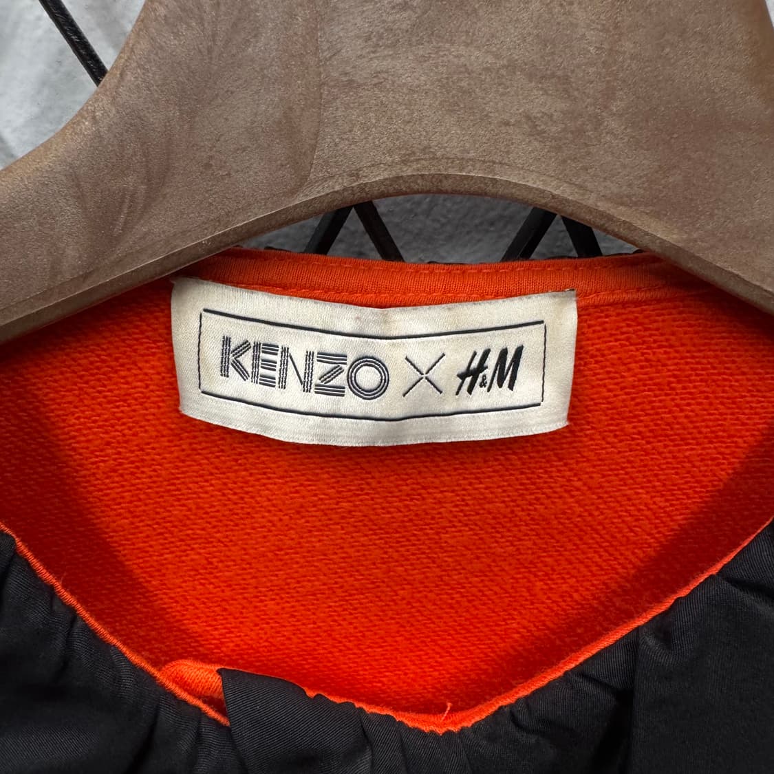 겐조 X H&M 맨투맨 전면 정글 타이거 로고 포인트 오렌지 상품이미지6