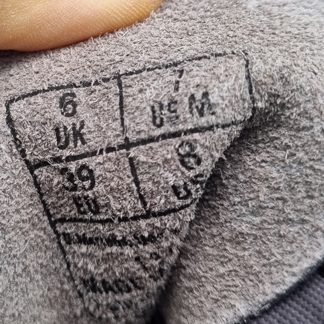 닥터마틴 테크터프 8홀 부츠 39  250 상품이미지5