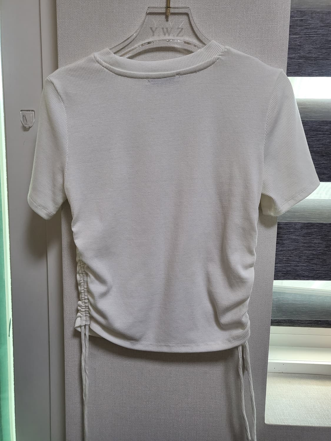 (새제품)ZARA 화이트 셔링 반팔티44-66 상품이미지4
