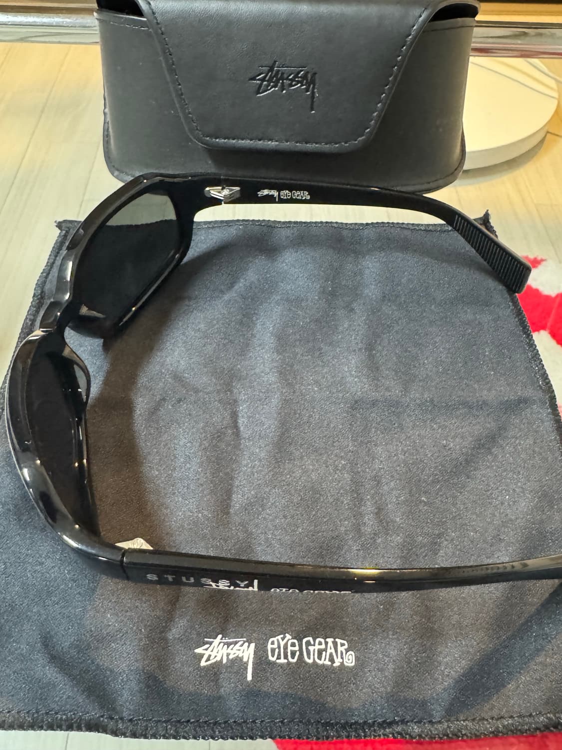 스투시 로마 선글라스 블랙렌즈 상품이미지3