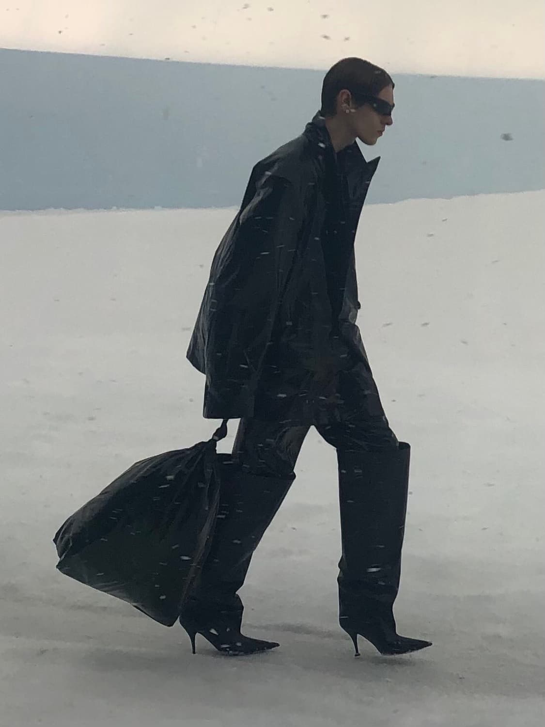 발렌시아가 스킨캣 XL 상품이미지2