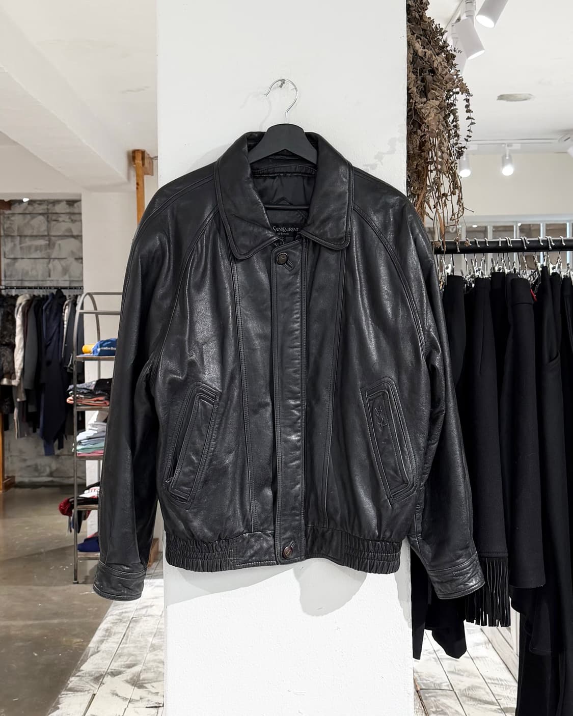 입생로랑 뿌르 옴므 블랙 램스킨 레더 자켓 상품이미지1