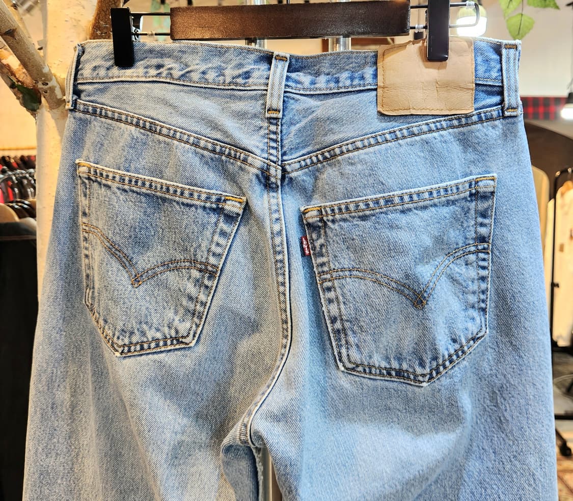 90s 리바이스 캐나다산 501  빈티지 데님 팬츠 상품이미지2