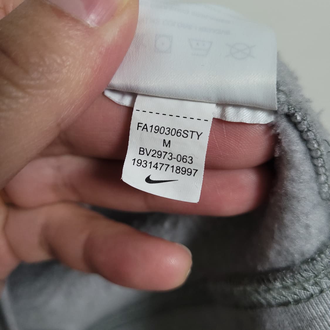 (M) NIKE 나이키 스우시 기모 후드티 그레이 상품이미지3