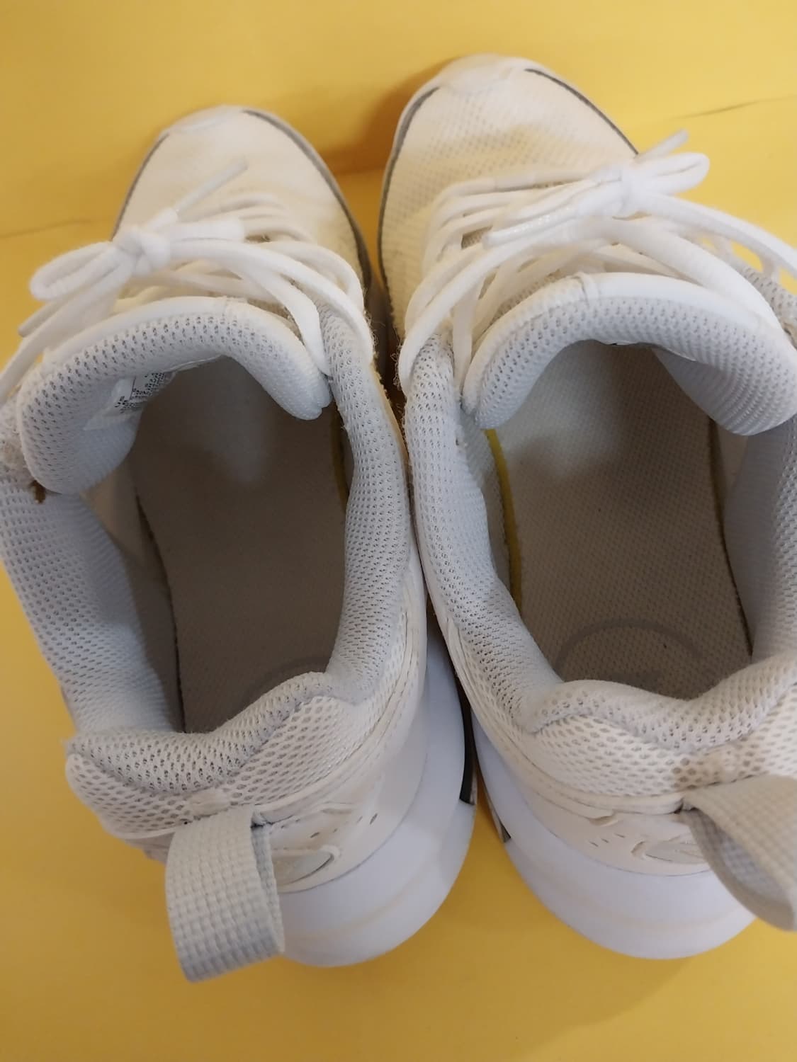 여성 나이키 에어맥스 AP 화이트 퓨어 플래티넘 운동화 (250) 상품이미지6