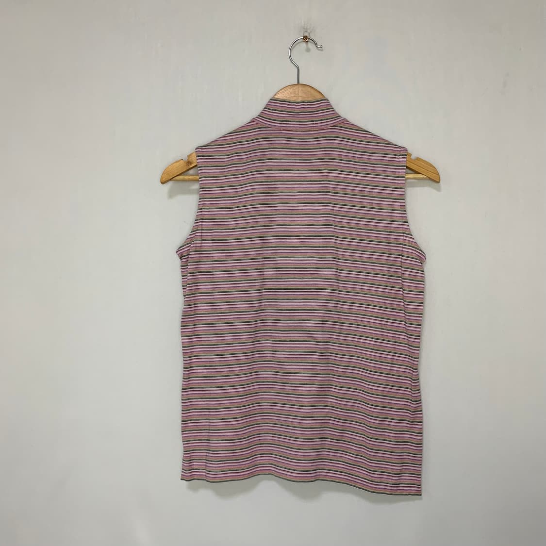 발렌시아가 y2k 모크넥 스트라이프 반집업 슬리브리스 나시탑 빈티지 핑크 상품이미지5