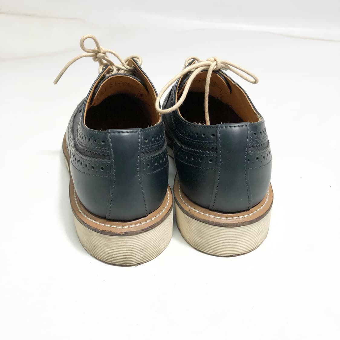 닥터마틴 윙팁 구두 UK8 상품이미지5