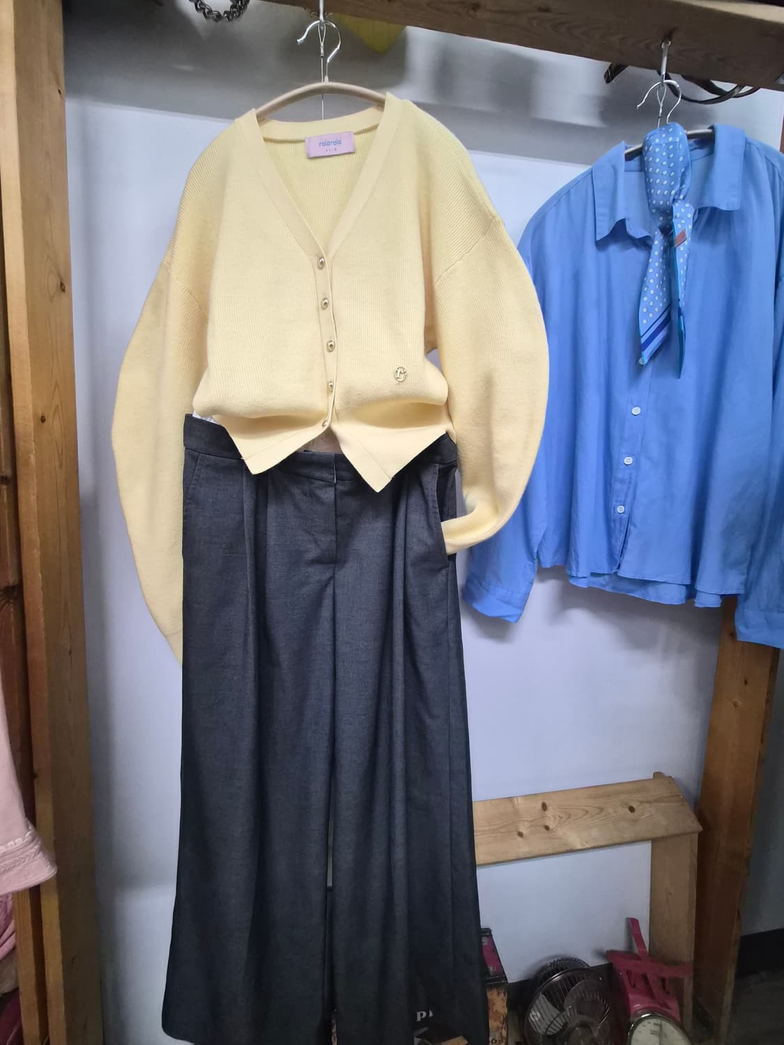 로라로라 장원영. 다현 벌룬가디건. 미드나잇무브 더블웨이스트 와이드 상품이미지3