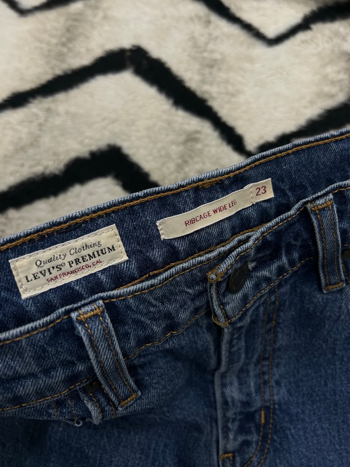 [23]리바이스 프리미엄 립케이지 와이드 데님팬츠 상품이미지4