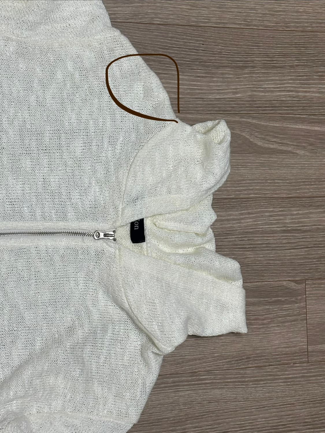 애즈온 쿠마 후드집업 아이보리 상품이미지6