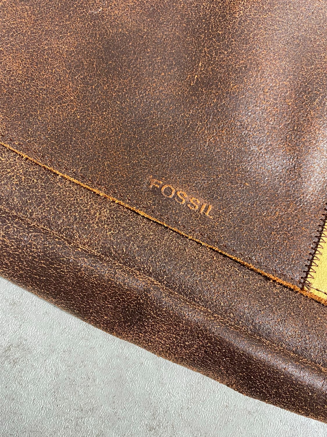 [41*35] FOSSIL 파슬 빈티지 레더 크로스백 상품이미지3