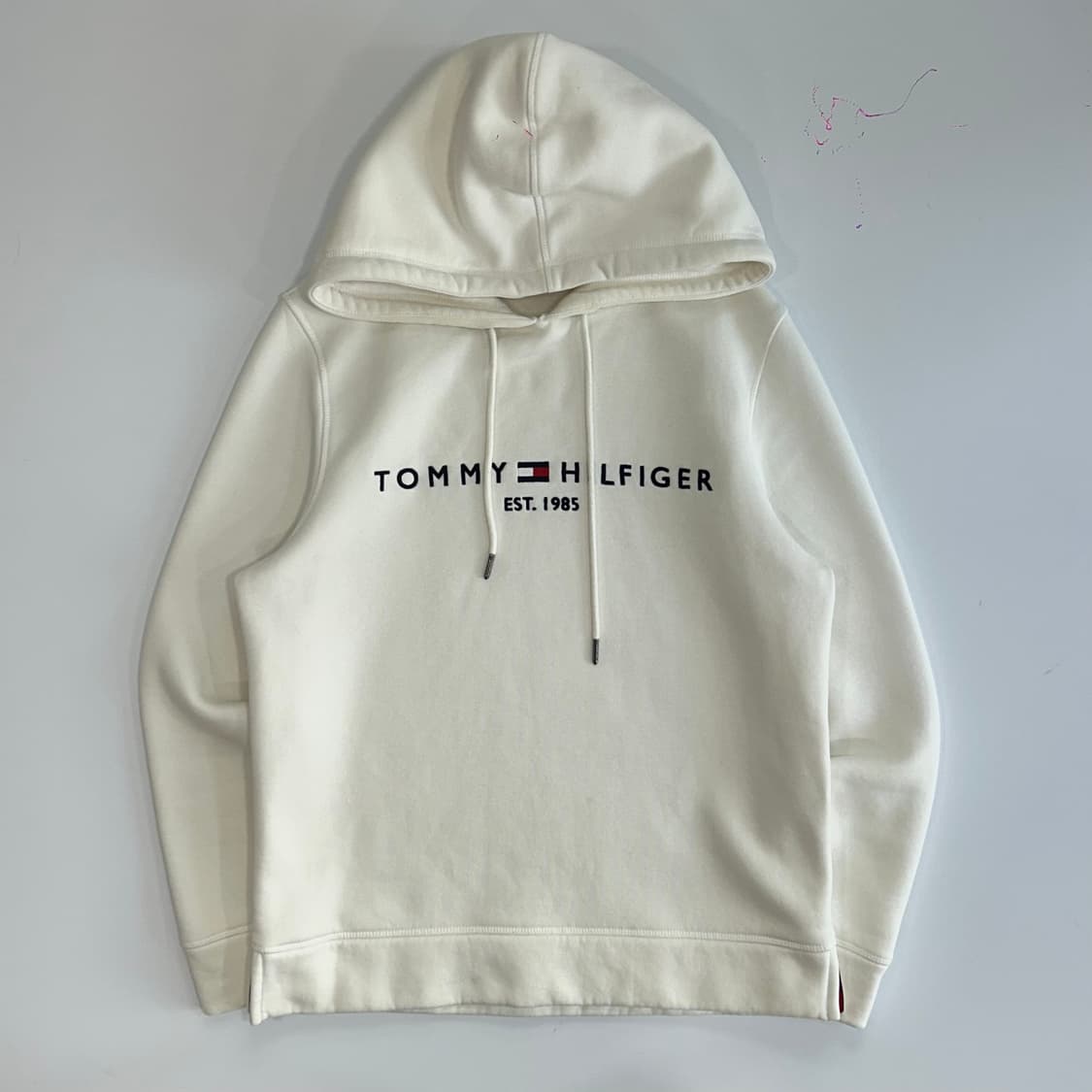 Tommy hilfiger 타미힐피거 화이트 후드티 상품이미지3