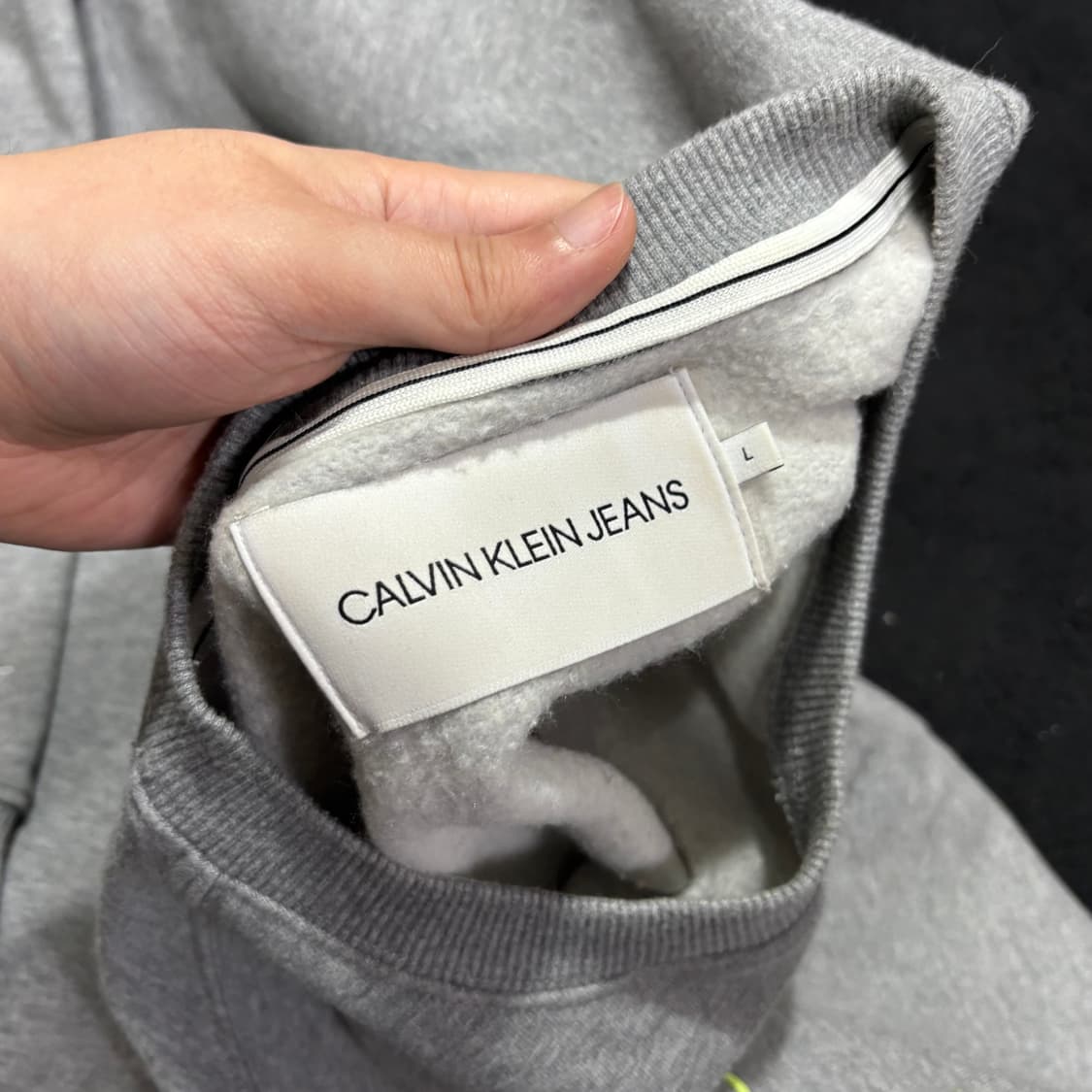 L 캘빈클라인 CK 그레이 맨투맨 상품이미지5