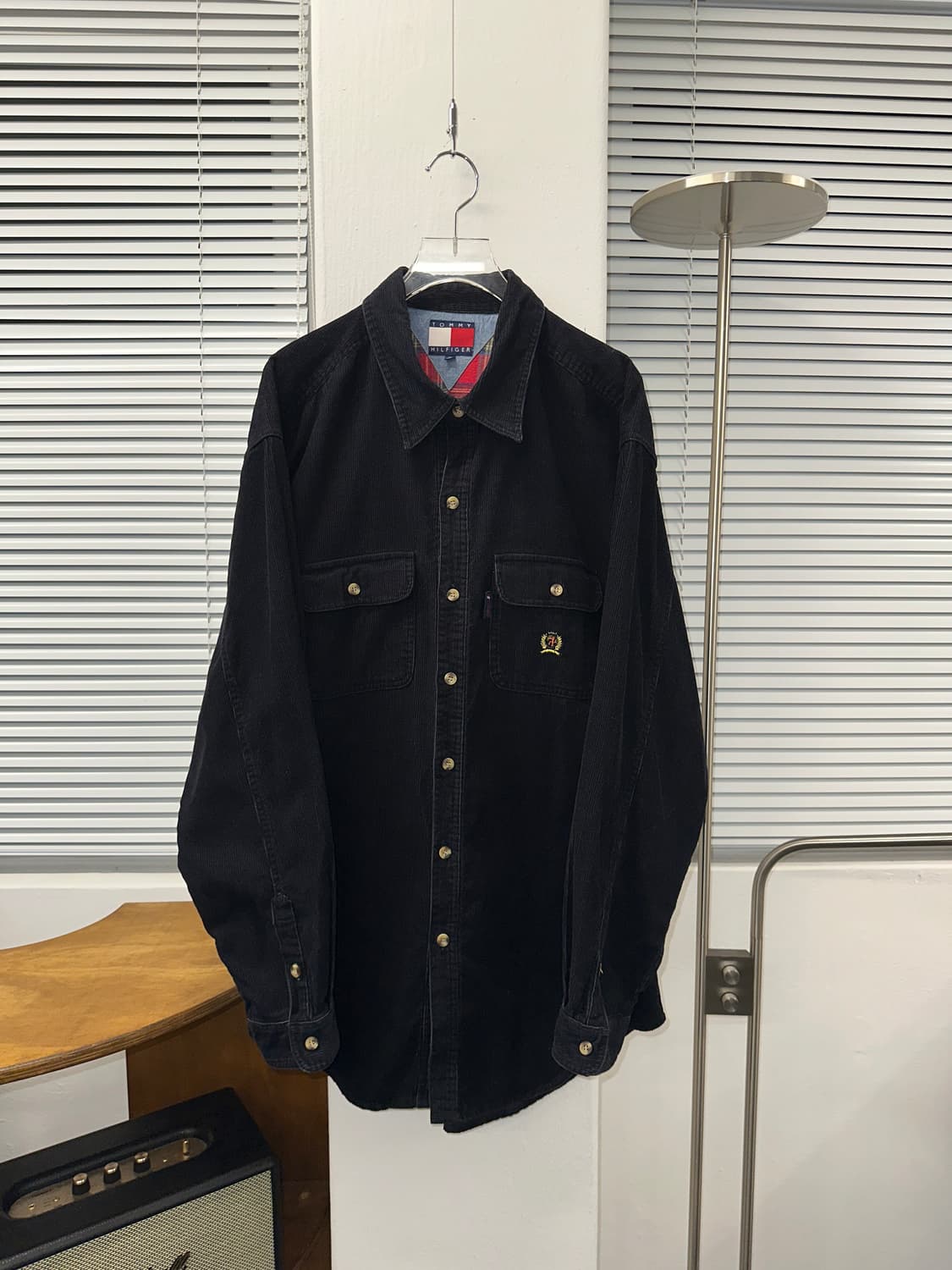 Tommy 코듀로이 오버핏 셔츠 (블랙) 상품이미지1