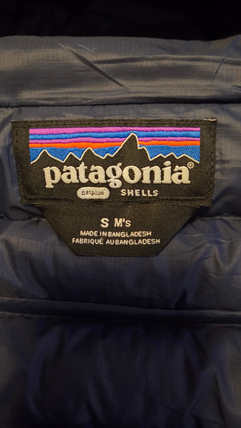 파타고니아 다운스웨터후드 다크네이비 상품이미지7