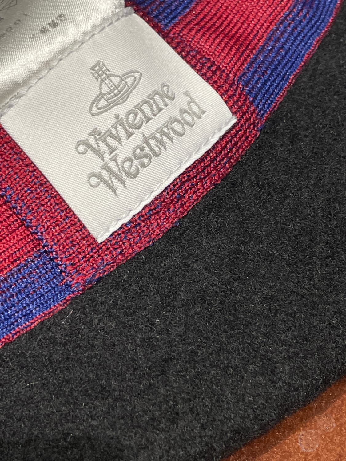 비비안 웨스트우드 울 버킷햇 상품이미지4