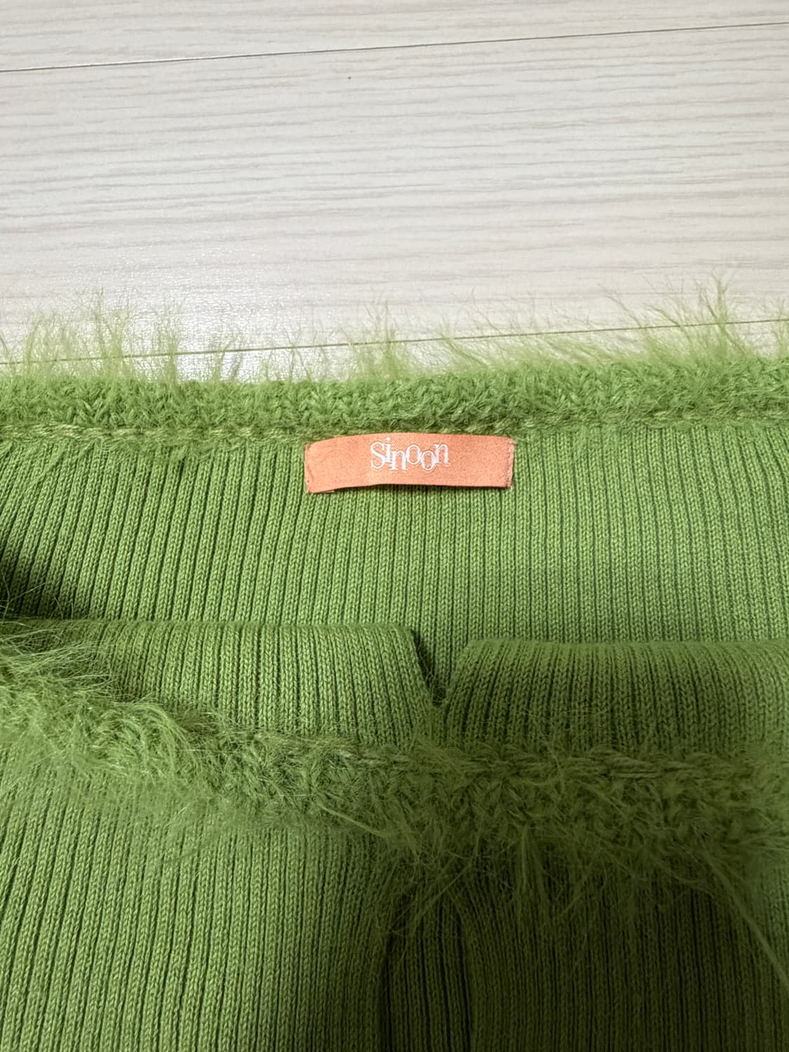 시눈 FUR OFF SHOULDER SWEATER 상품이미지5