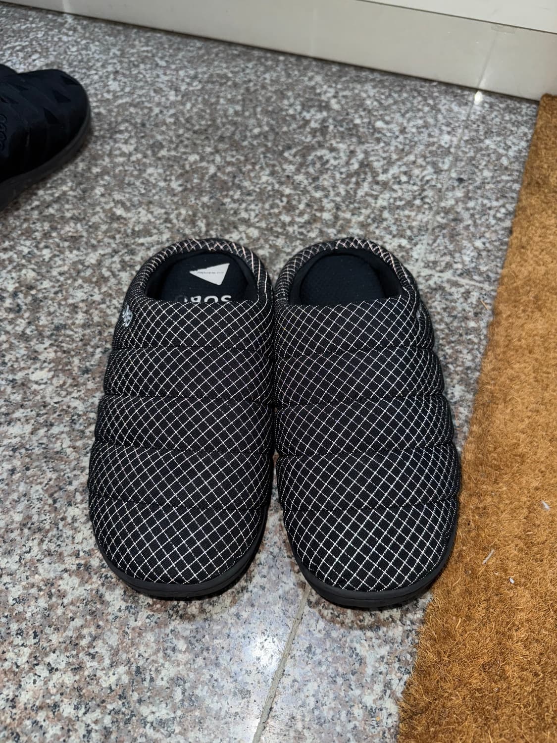 [3, 285~295] 앤드원더 스부 리플렉티브 립 퍼머넌트 샌들 블랙 상품이미지10