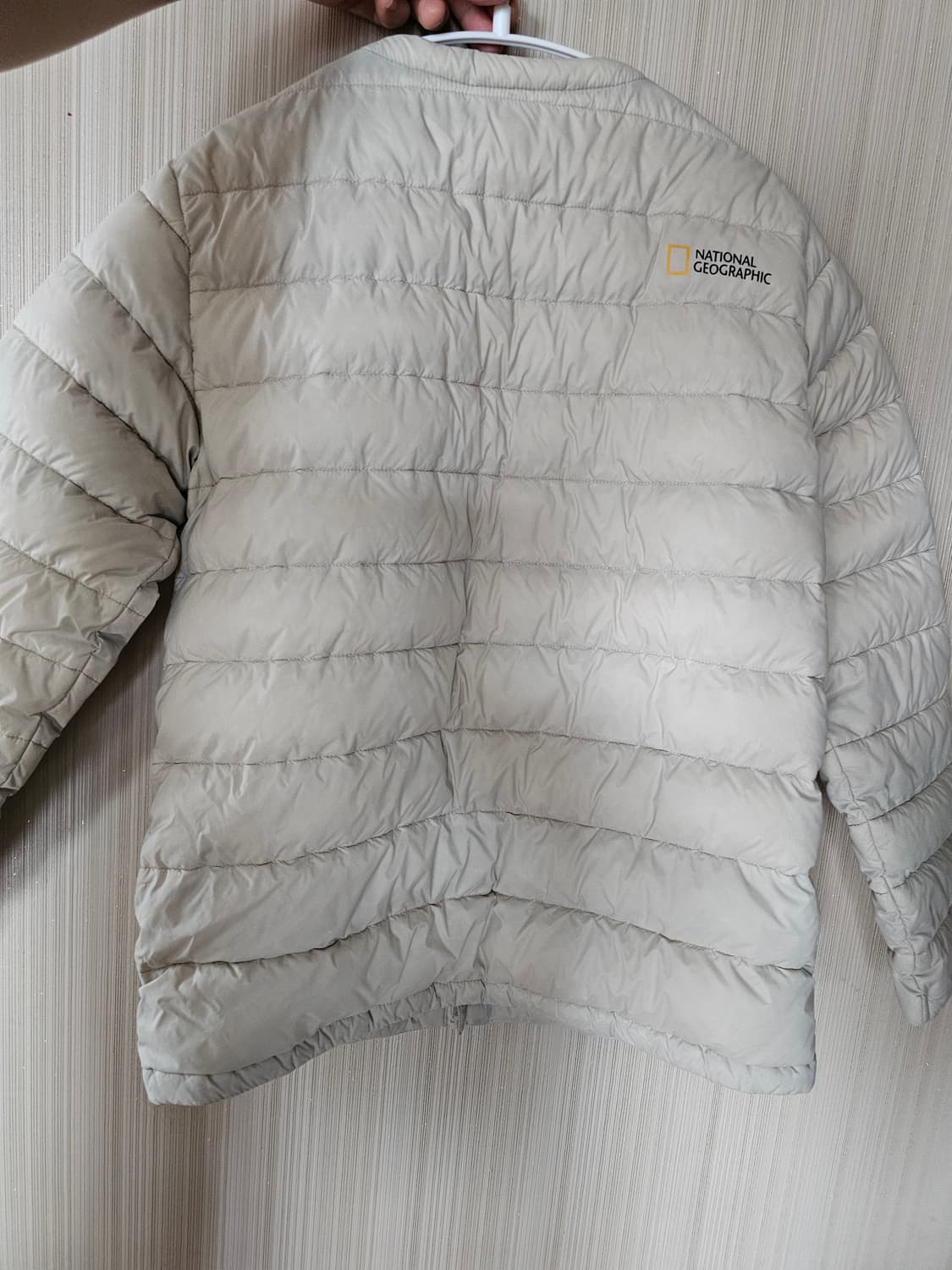 내셔널지오그래픽 경량 구스패딩 xs 상품이미지3