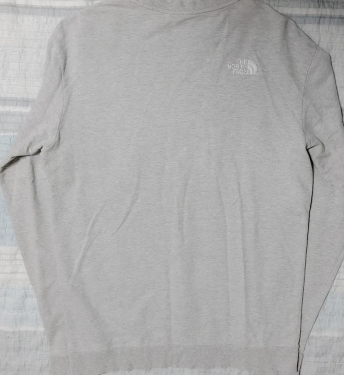 노스페이스 HyVent 여성 구스패딩 + 맨투맨 일괄 상품이미지5