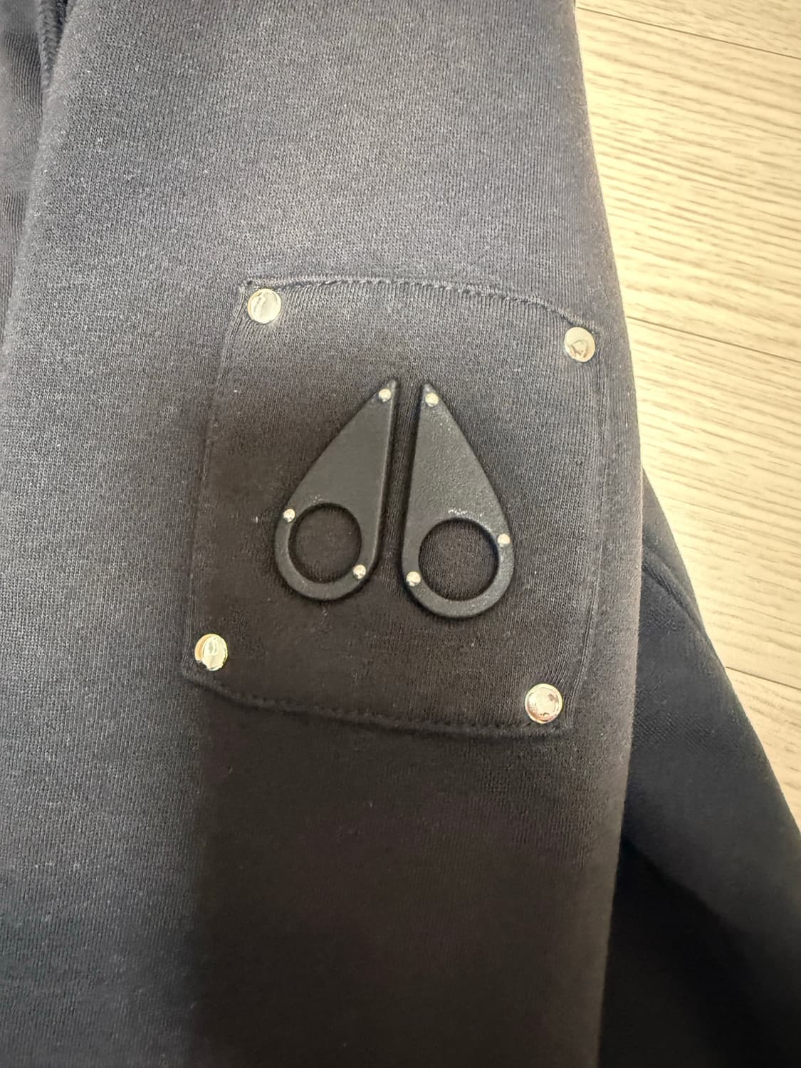 무스너클 버니스웨터 상품이미지2