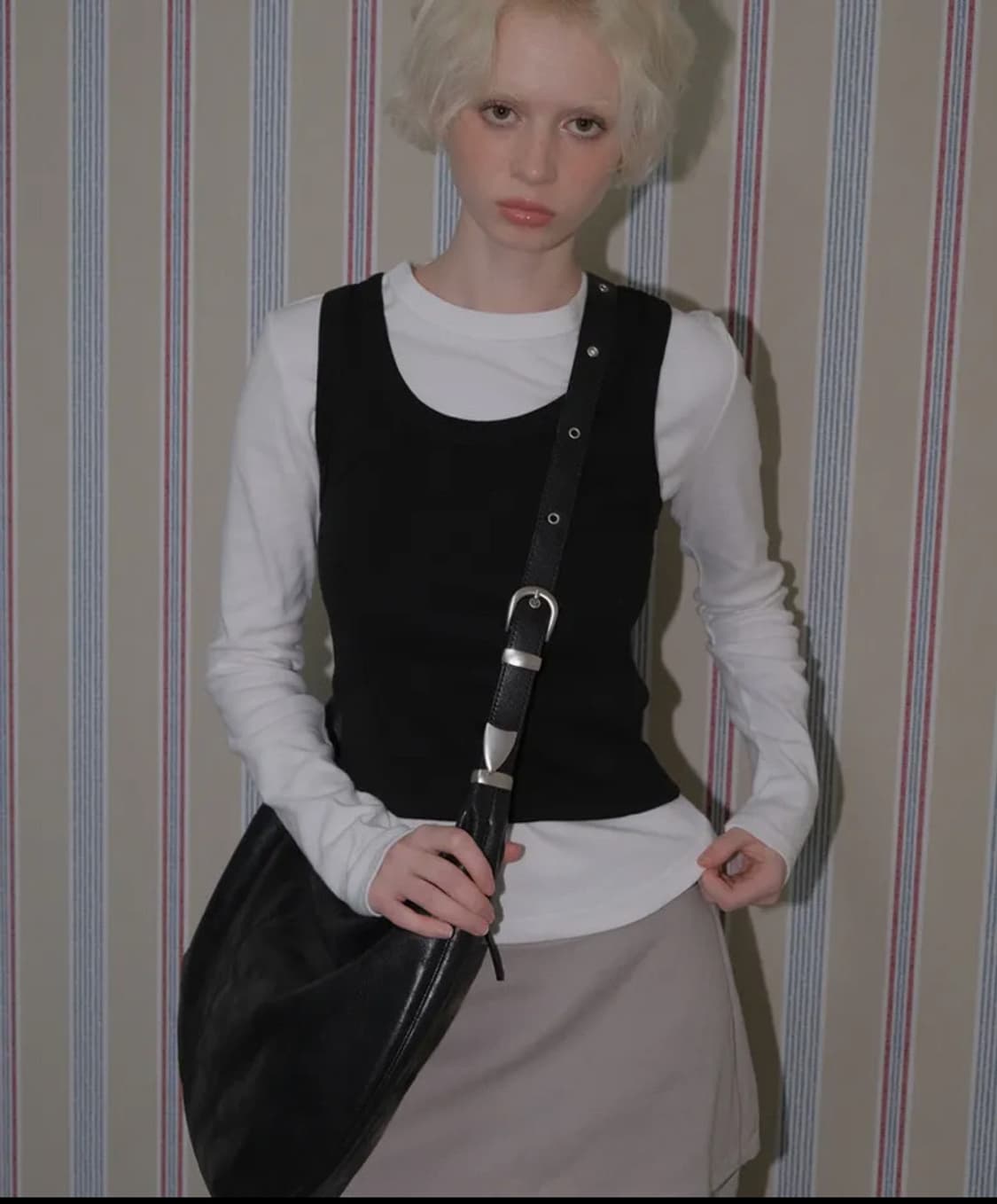 큐리티 벨트 루프 호보백 블랙 (품절) 상품이미지3