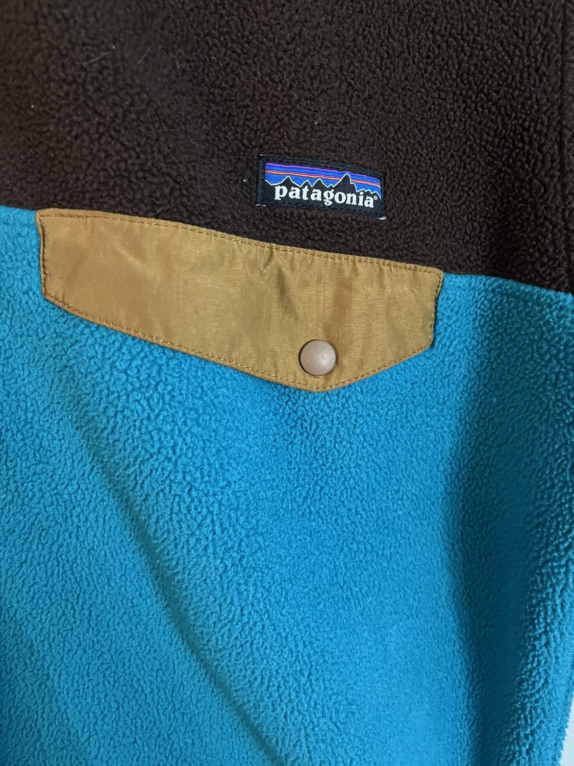 97FW 파타고니아 신칠라 스냅-티 플리스 브라운/청록색 상품이미지3
