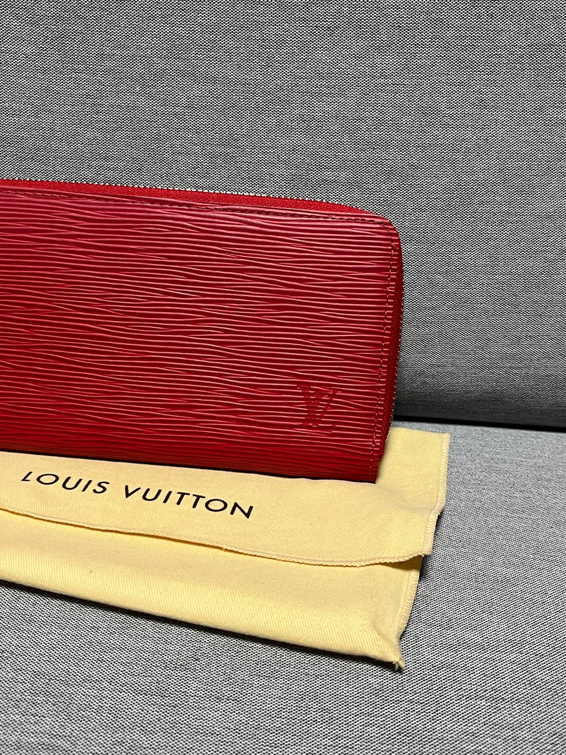 @새상품@ 루이비통 에삐 레드 지피 월릿 장지갑 상품이미지2