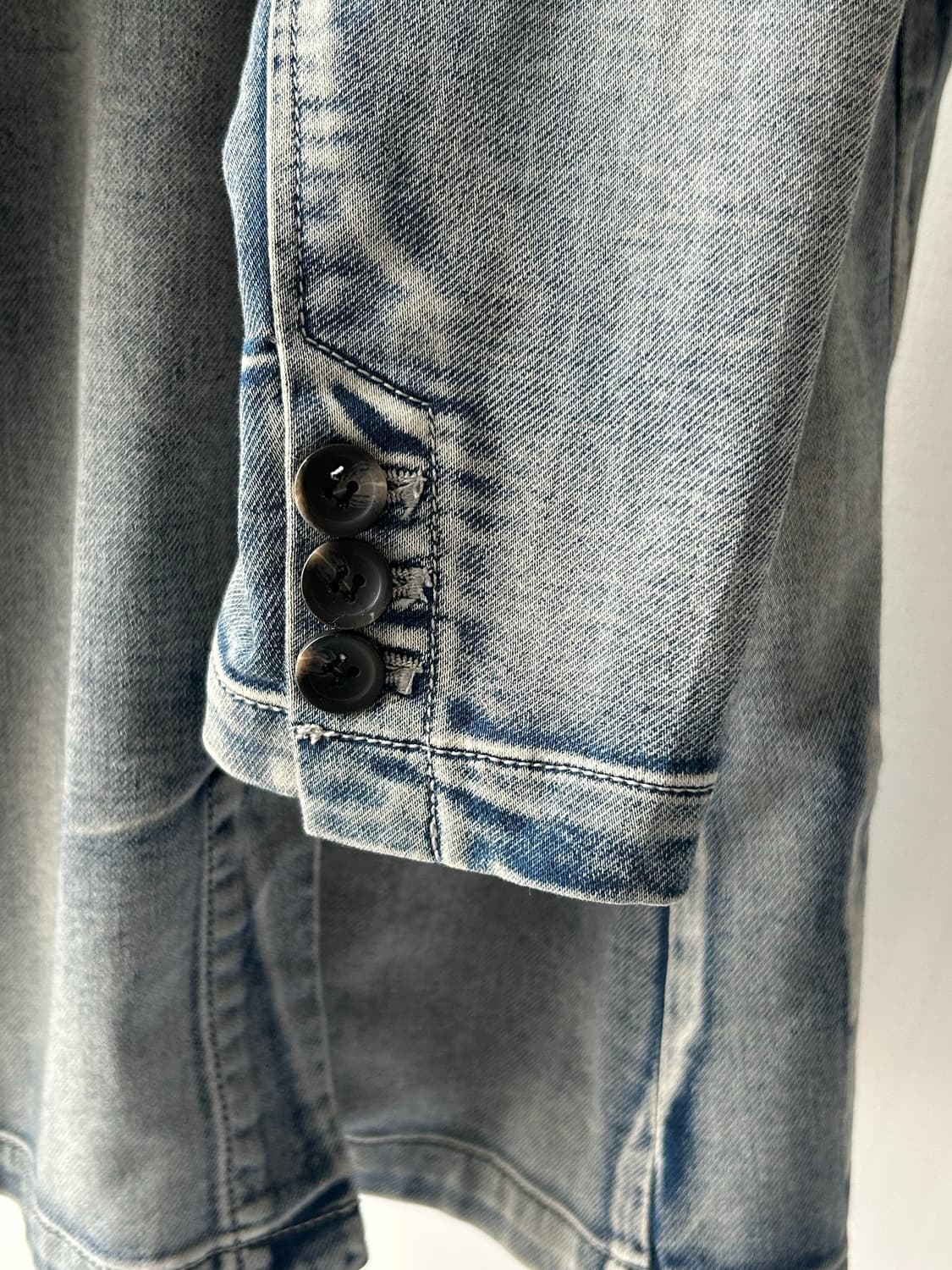 워시드 빈티지 데님 자켓 상품이미지3