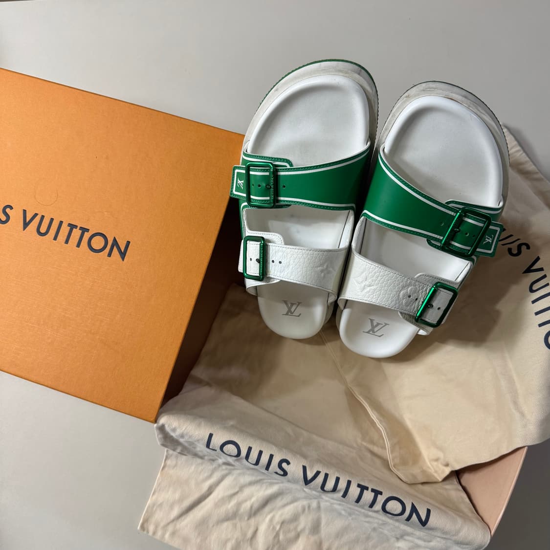 [백화점판/8.5]루이비통 트레이너 뮬 샌들 / 슬리퍼 상품이미지1
